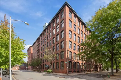 18 Imperial Pl #5B, Providence, RI 02903