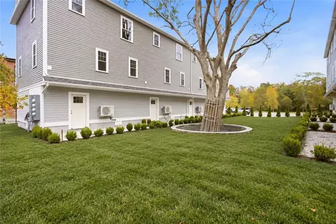 Exterior - 75 Croade St, Warren, RI 02885 photo 4 of 4