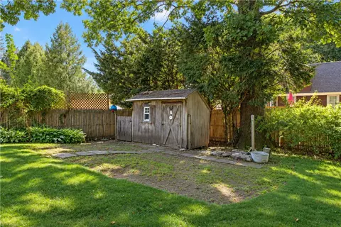Exterior - 81 Park View Ave, Warwick, RI 02888 photo 8 of 8