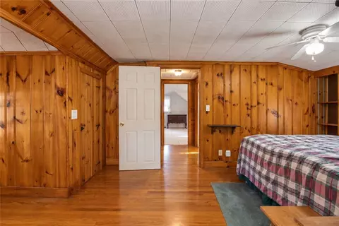 Bedroom - 81 Park View Ave, Warwick, RI 02888 photo 8 of 13
