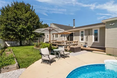 Exterior - 6 Colonial Dr, Westerly, RI 02891 photo 8 of 8