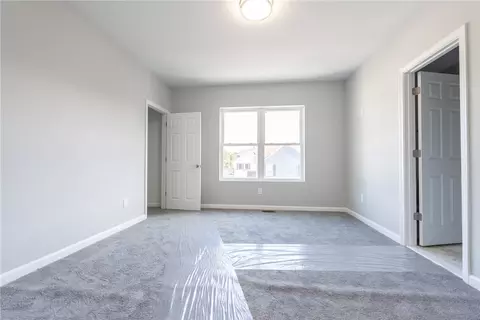 Bedroom - 184 Avenue C #-2, Woonsocket, RI 02895 photo 1 of 3