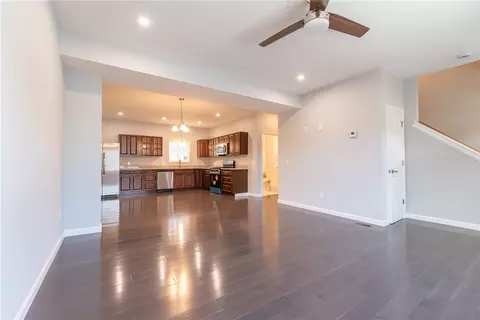 Living - 184 Avenue C #-2, Woonsocket, RI 02895 photo 2 of 2
