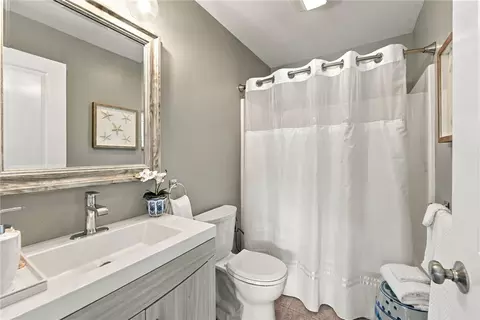 Bath - 222 Post Rd #3A, Westerly, RI 02891 photo 6 of 6