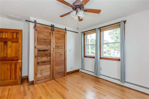Bedroom - 92 Hawksley Ave, Warwick, RI 02889 photo 1 of 3