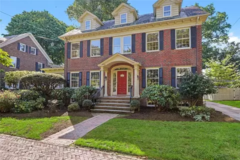 131 Freeman Pkwy, Providence, RI 02906
