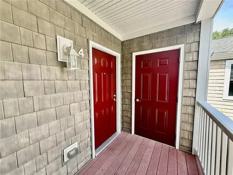 Exterior - 70 Turner St #E-4, Warwick, RI 02886 photo 2 of 6