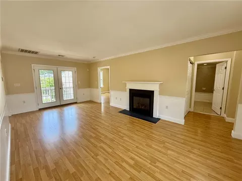 Living - 70 Turner St #E-4, Warwick, RI 02886 photo 3 of 3