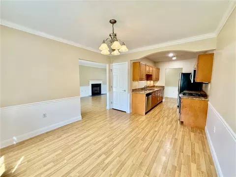 Dining - 70 Turner St #E-4, Warwick, RI 02886 photo 2 of 2