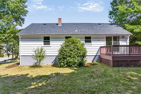 Exterior - 614 Bound Rd, Woonsocket, RI 02895 photo 4 of 7