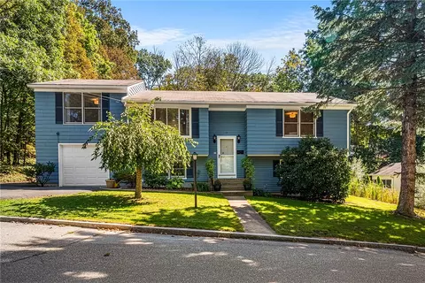 77 Rowley St, Providence, RI 02909