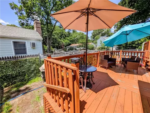 Exterior - 115 Davis Ave, Cranston, RI 02910 photo 3 of 6