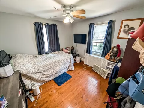 Bedroom - 115 Davis Ave, Cranston, RI 02910 photo 1 of 9