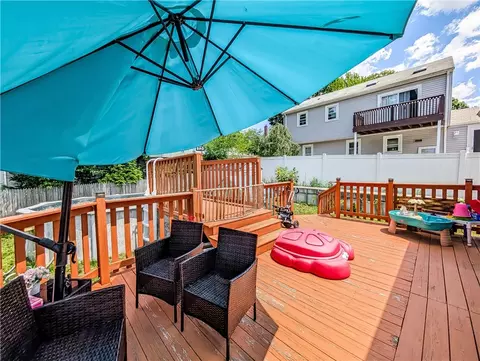 Exterior - 115 Davis Ave, Cranston, RI 02910 photo 2 of 6