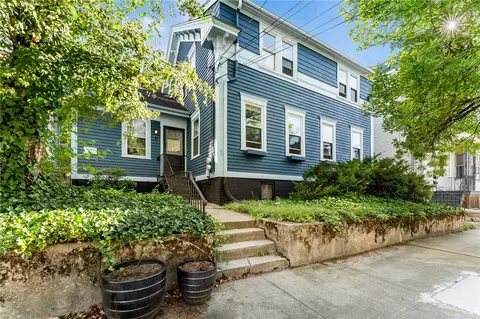 90 Oak St, Providence, RI 02909
