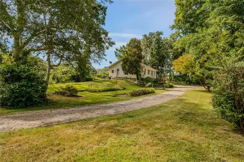 Exterior - 346 Post Rd, Westerly, RI 02891 photo 9 of 9