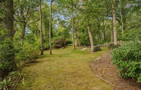 Exterior - 346 Post Rd, Westerly, RI 02891 photo 6 of 9