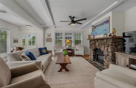 Living - 346 Post Rd, Westerly, RI 02891 photo 3 of 3