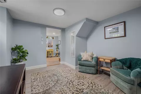 Entry Way - 346 Post Rd, Westerly, RI 02891 photo 4 of 5
