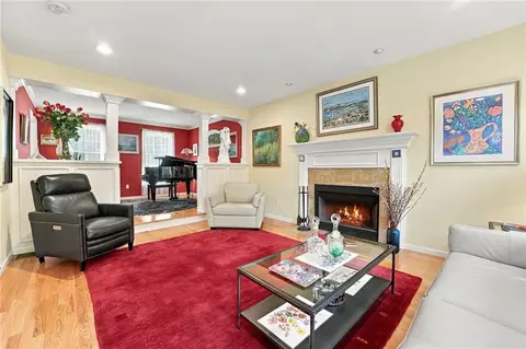 Living - 10 Jay Ct, Cranston, RI 02921 photo 2 of 3