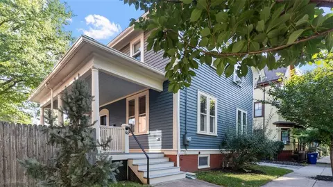 46 Moore St, Providence, RI 02907