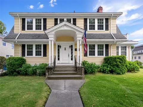 440 Broadway, Newport, RI 02840