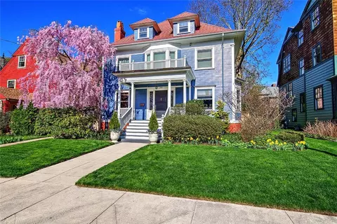 283 Wayland Ave, Providence, RI 02906