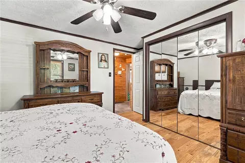 Bedroom - 207 Valley St, Woonsocket, RI 02895 photo 4 of 6