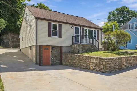 Exterior - 207 Valley St, Woonsocket, RI 02895 photo 2 of 8
