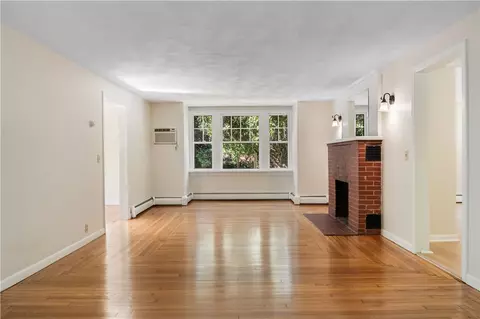 Living - 120 E Shore Dr, Coventry, RI 02816 photo 2 of 4