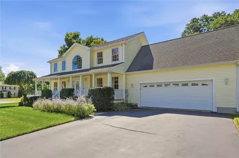 Exterior - 2 Nutmeg Cir, Coventry, RI 02816 photo 3 of 10