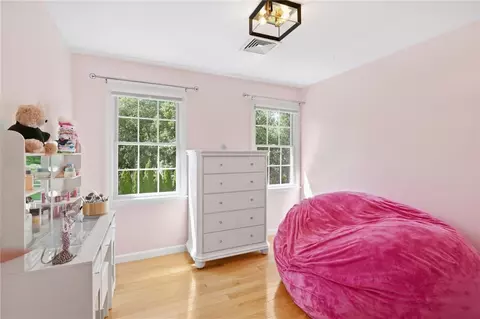 Bedroom - 2 Nutmeg Cir, Coventry, RI 02816 photo 4 of 6