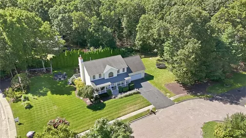 View/Area - 2 Nutmeg Cir, Coventry, RI 02816 photo 1 of 5