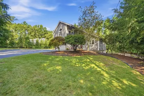 Exterior - 653 Ten Rod Rd, Exeter, RI 02822 photo 2 of 14