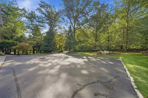 Exterior - 653 Ten Rod Rd, Exeter, RI 02822 photo 11 of 14