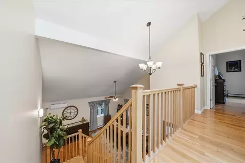 Entry Way - 653 Ten Rod Rd, Exeter, RI 02822 photo 8 of 10