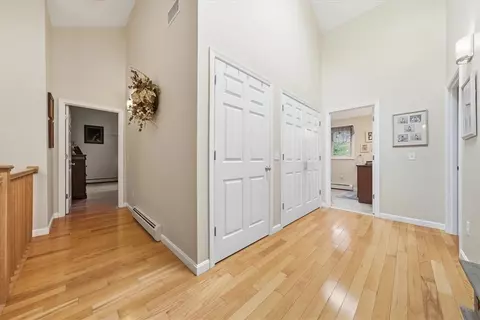 Entry Way - 653 Ten Rod Rd, Exeter, RI 02822 photo 10 of 10