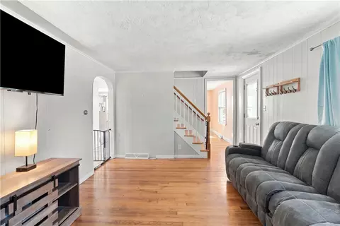 Living - 259 Read Ave, Coventry, RI 02816 photo 2 of 3