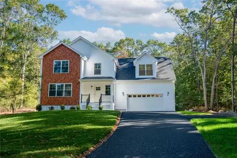 53 Elmgrove Ave, Smithfield, RI 02917