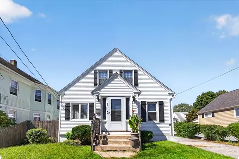 27 Ferncrest Blvd, North Providence, RI 02911