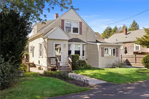 Exterior - 11 Yale Ave, Warwick, RI 02888 photo 8 of 12
