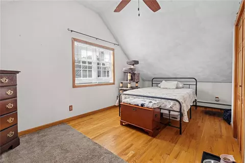Bedroom - 11 Yale Ave, Warwick, RI 02888 photo 1 of 4