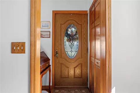 Entry Way - 11 Yale Ave, Warwick, RI 02888 photo 1 of 8