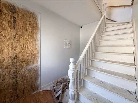 Entry Way - 499 Willow St, Woonsocket, RI 02895 photo 1 of 13