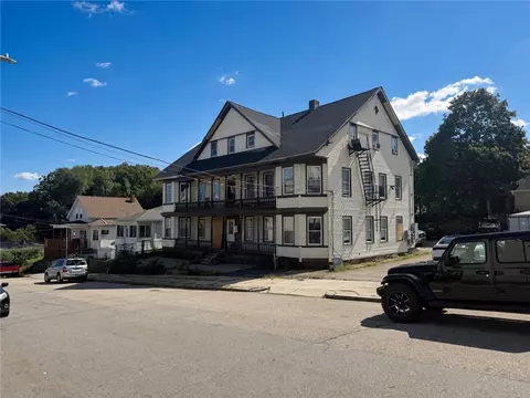 Exterior - 499 Willow St, Woonsocket, RI 02895 photo 2 of 6