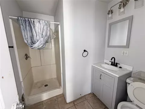 Bath - 499 Willow St, Woonsocket, RI 02895 photo 1 of 3