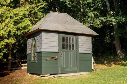 Exterior - 6 June Way, Little Compton, RI 02837 photo 7 of 8