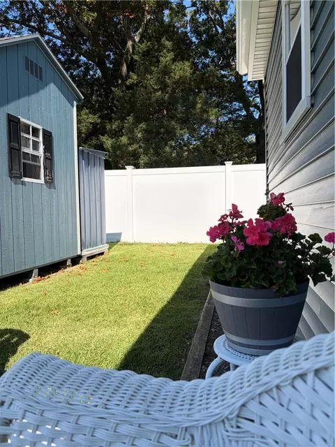 Exterior - 103 Darrow Dr, Warwick, RI 02886 photo 19 of 19