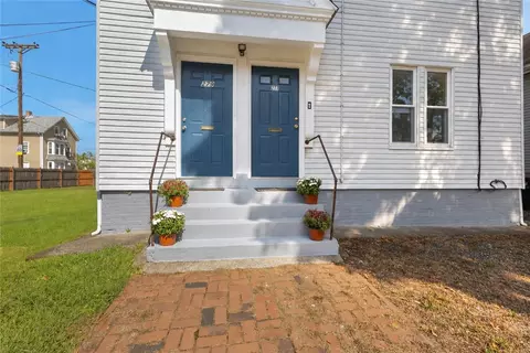 277 Sayles Ave, Pawtucket, RI 02860