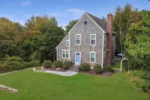 34 Clifford Dr, Westerly, RI 02891